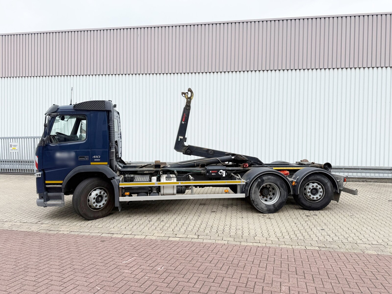 Hook lift FM 410 6x2 FM 410 6x2, Lenk-/Liftachse: gambar 13