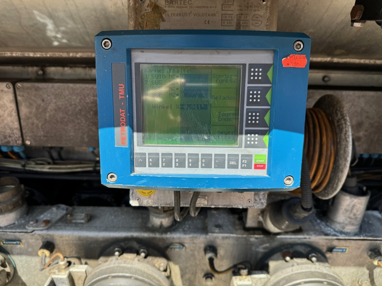 Feldbinder TSA 44.3-4 TSA 44.3-4, Tankauflieger, 4 Kammern, 43300l - Semi-trailer tangki: gambar 2 Feldbinder TSA 44.3-4 TSA 44.3-4, Tankauflieger, 4 Kammern, 43300l - Semi-trailer tangki: gambar 2