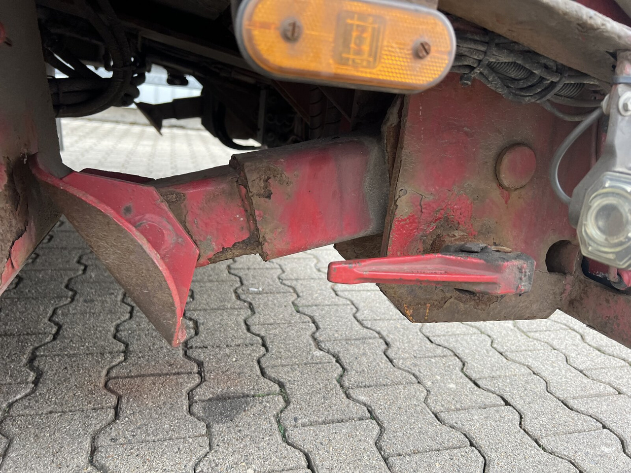 Goldhofer TU 3-24/80 TU 3-24/80, hydr. Rampen, Verbr. auf 3m - Trailer low bed: gambar 3 Goldhofer TU 3-24/80 TU 3-24/80, hydr. Rampen, Verbr. auf 3m - Trailer low bed: gambar 3