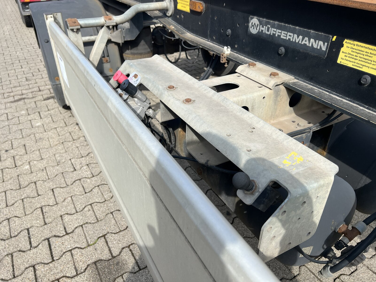 Trailer lewati HSA 18.70 L Schlittenabroller HSA 18.70 L Schlittenabroller: gambar 12 Trailer lewati HSA 18.70 L Schlittenabroller HSA 18.70 L Schlittenabroller: gambar 12