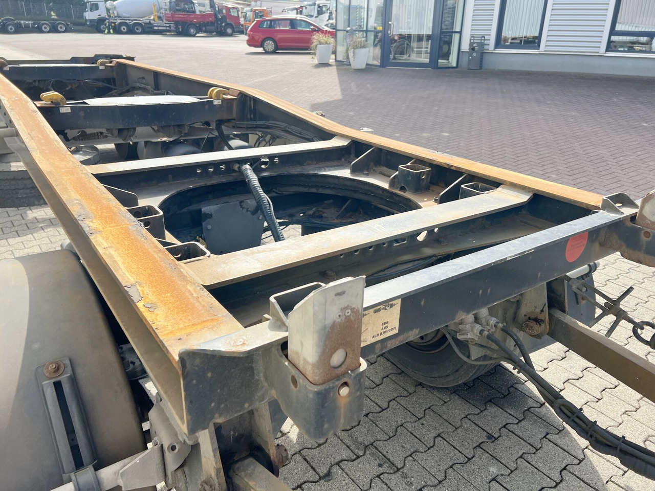 Trailer lewati HSA 18.70 L Schlittenabroller HSA 18.70 L Schlittenabroller: gambar 10 Trailer lewati HSA 18.70 L Schlittenabroller HSA 18.70 L Schlittenabroller: gambar 10