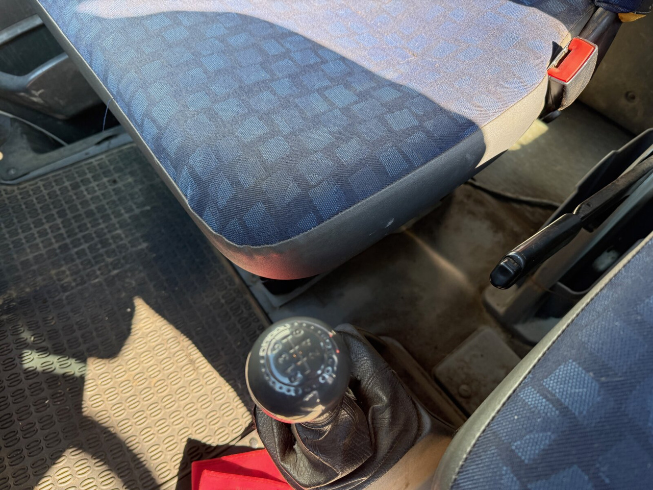 Iveco Daily 65C15D 4x2 Doka Daily 65C15D 4x2 Doka, Grüne Plakette, City-Abroller - Hook lift: gambar 4 Iveco Daily 65C15D 4x2 Doka Daily 65C15D 4x2 Doka, Grüne Plakette, City-Abroller - Hook lift: gambar 4