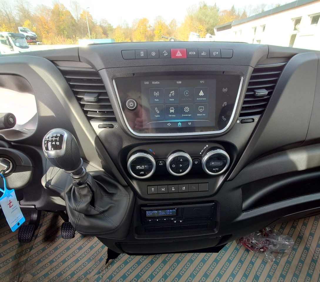 Iveco Daily 72C18H/P DK 4x2 Daily 72C18H/P DK 4x2, Nebenantrieb, Mehrfach Vorhanden! - Truk sasis: gambar 3 Iveco Daily 72C18H/P DK 4x2 Daily 72C18H/P DK 4x2, Nebenantrieb, Mehrfach Vorhanden! - Truk sasis: gambar 3