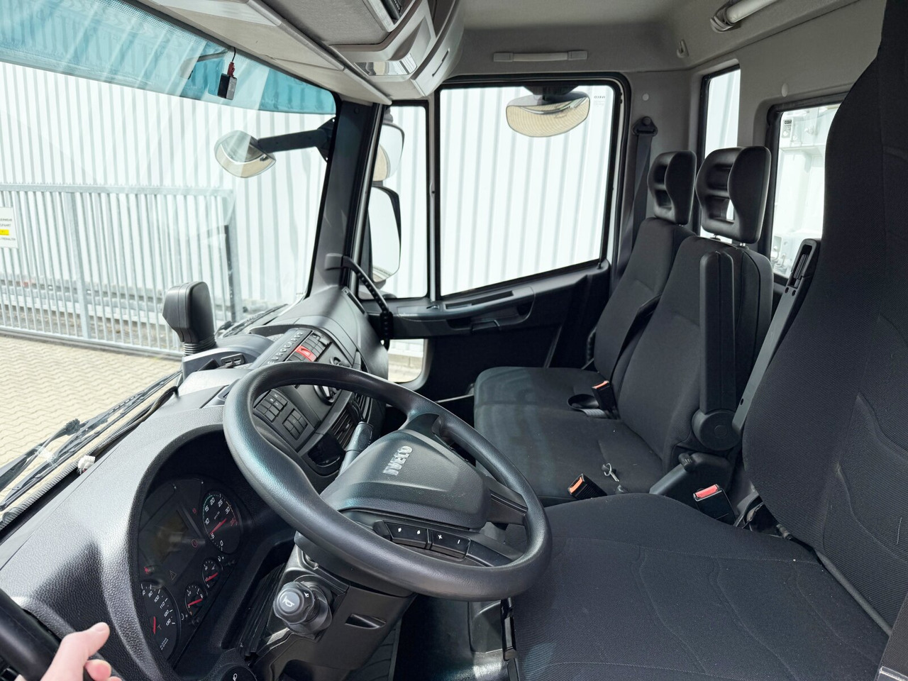 Iveco EuroCargo 150E32 K 4x2 EuroCargo 150E32 K 4x2, Meiller Kipper, 2x AHK - Truk jungkit: gambar 3 Iveco EuroCargo 150E32 K 4x2 EuroCargo 150E32 K 4x2, Meiller Kipper, 2x AHK - Truk jungkit: gambar 3