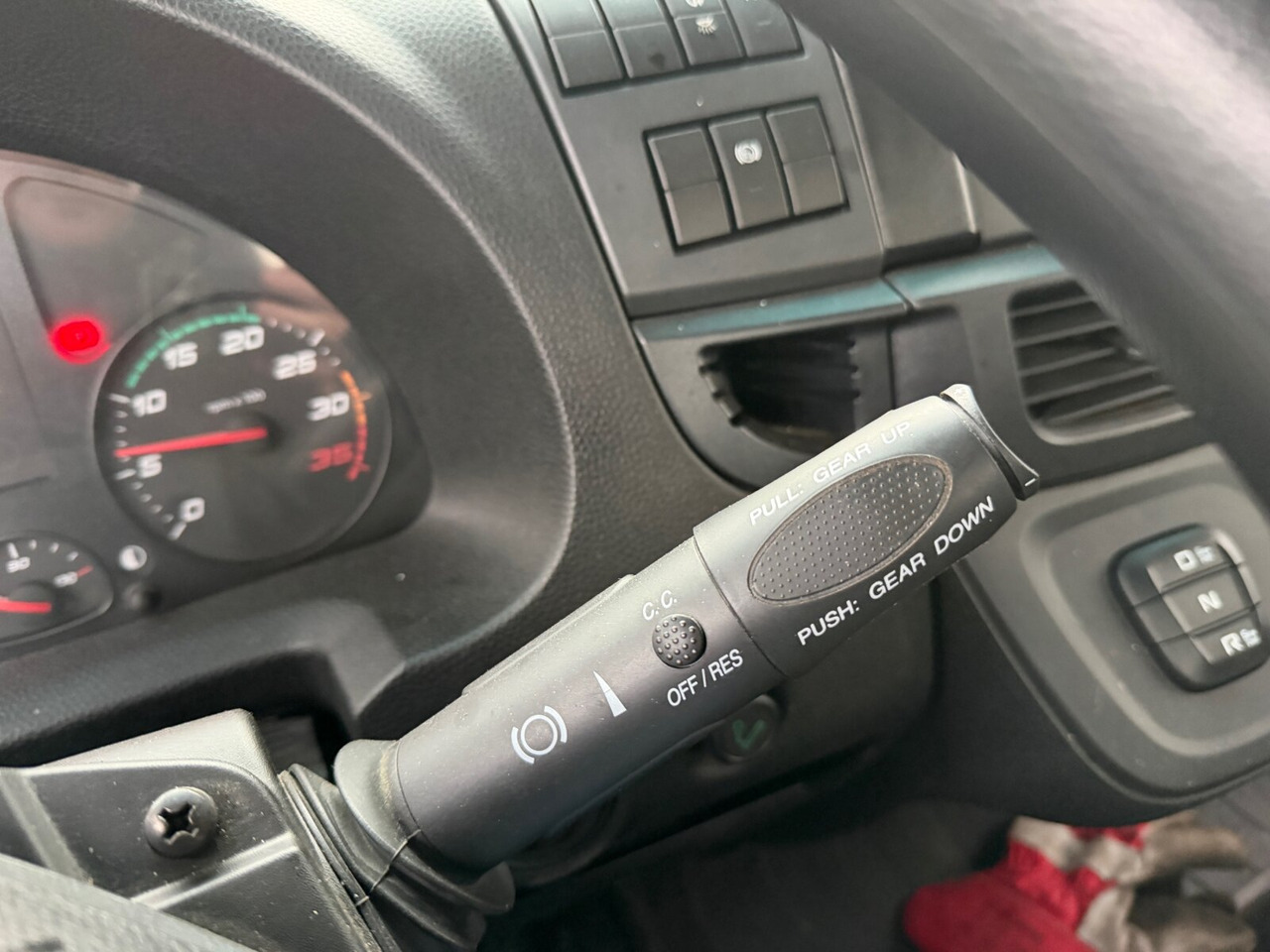 Iveco ML180E32 4x2 ML180E32 4x2 - Truk jungkit: gambar 5 Iveco ML180E32 4x2 ML180E32 4x2 - Truk jungkit: gambar 5