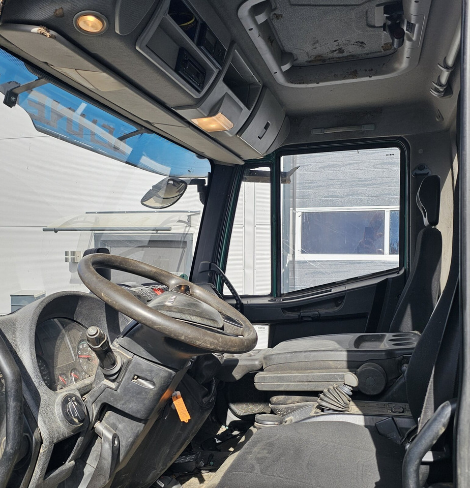 Iveco ML180E32/P 4x2 ML180E32/P 4x2 - Truk jungkit: gambar 5 Iveco ML180E32/P 4x2 ML180E32/P 4x2 - Truk jungkit: gambar 5