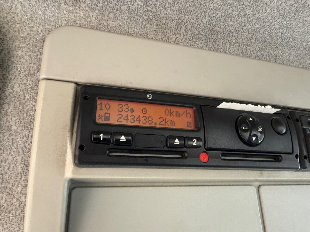 Iveco ML80E18/P 4x2 ML80E18/P 4x2, City-Abroller - Hook lift: gambar 2 Iveco ML80E18/P 4x2 ML80E18/P 4x2, City-Abroller - Hook lift: gambar 2