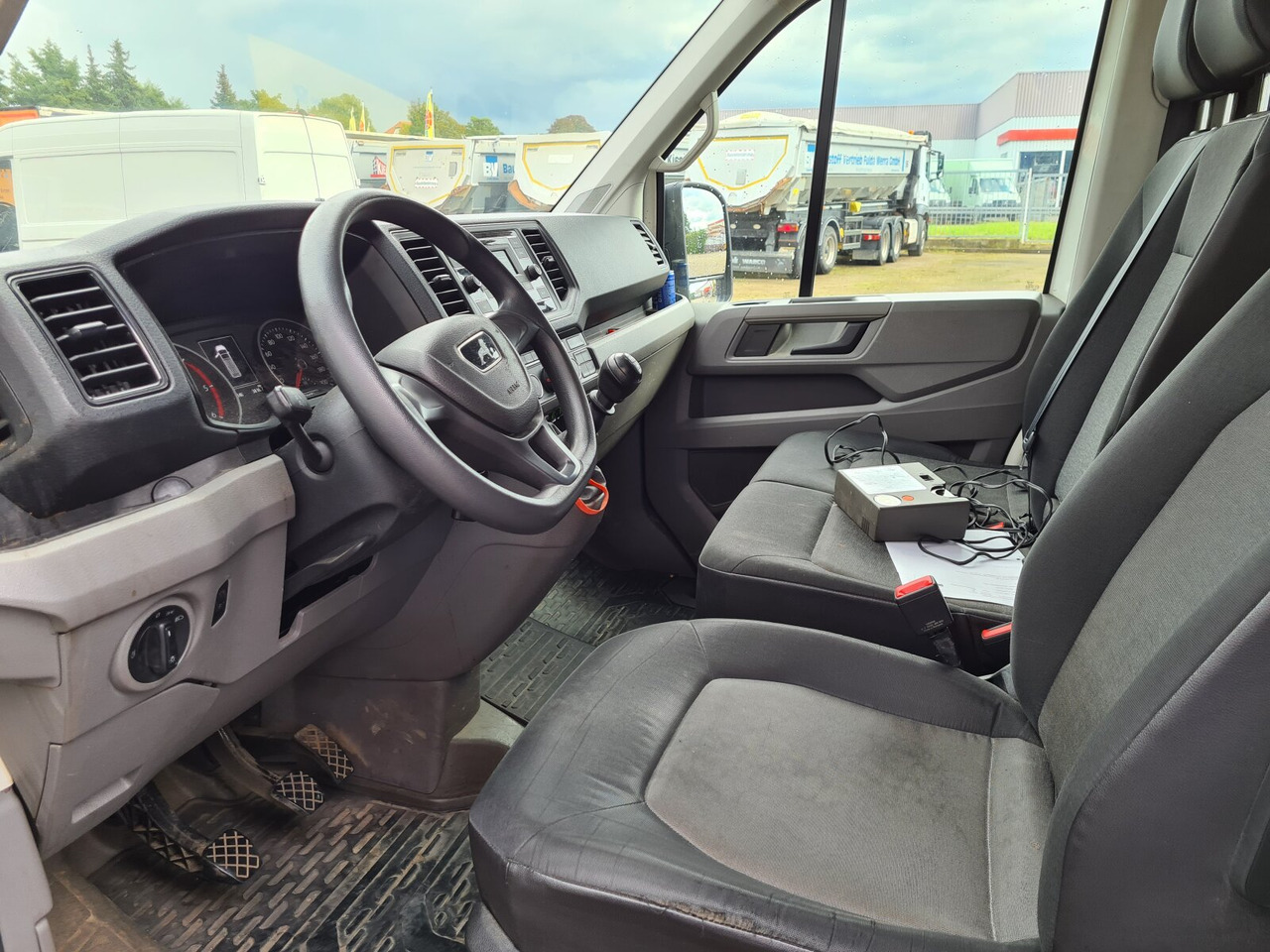 MAN TGE 3.180 4x2 SB TGE 3.180 4x2 SB, Hochdach - Van panel: gambar 2 MAN TGE 3.180 4x2 SB TGE 3.180 4x2 SB, Hochdach - Van panel: gambar 2