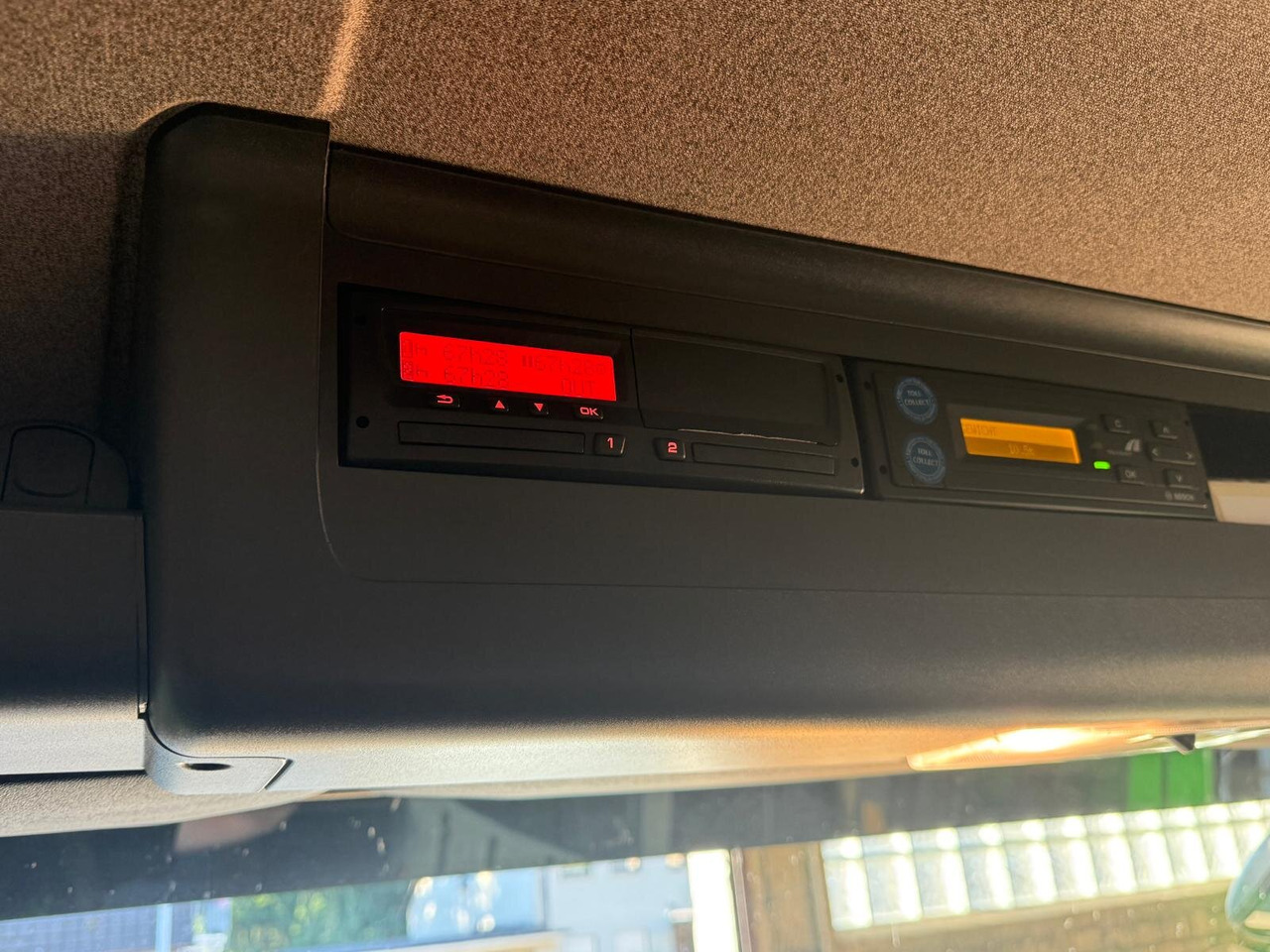 MAN TGL 10.180 4x2 BL TGL 10.180 4x2 BL, City-Abrollkipper - Hook lift: gambar 3 MAN TGL 10.180 4x2 BL TGL 10.180 4x2 BL, City-Abrollkipper - Hook lift: gambar 3