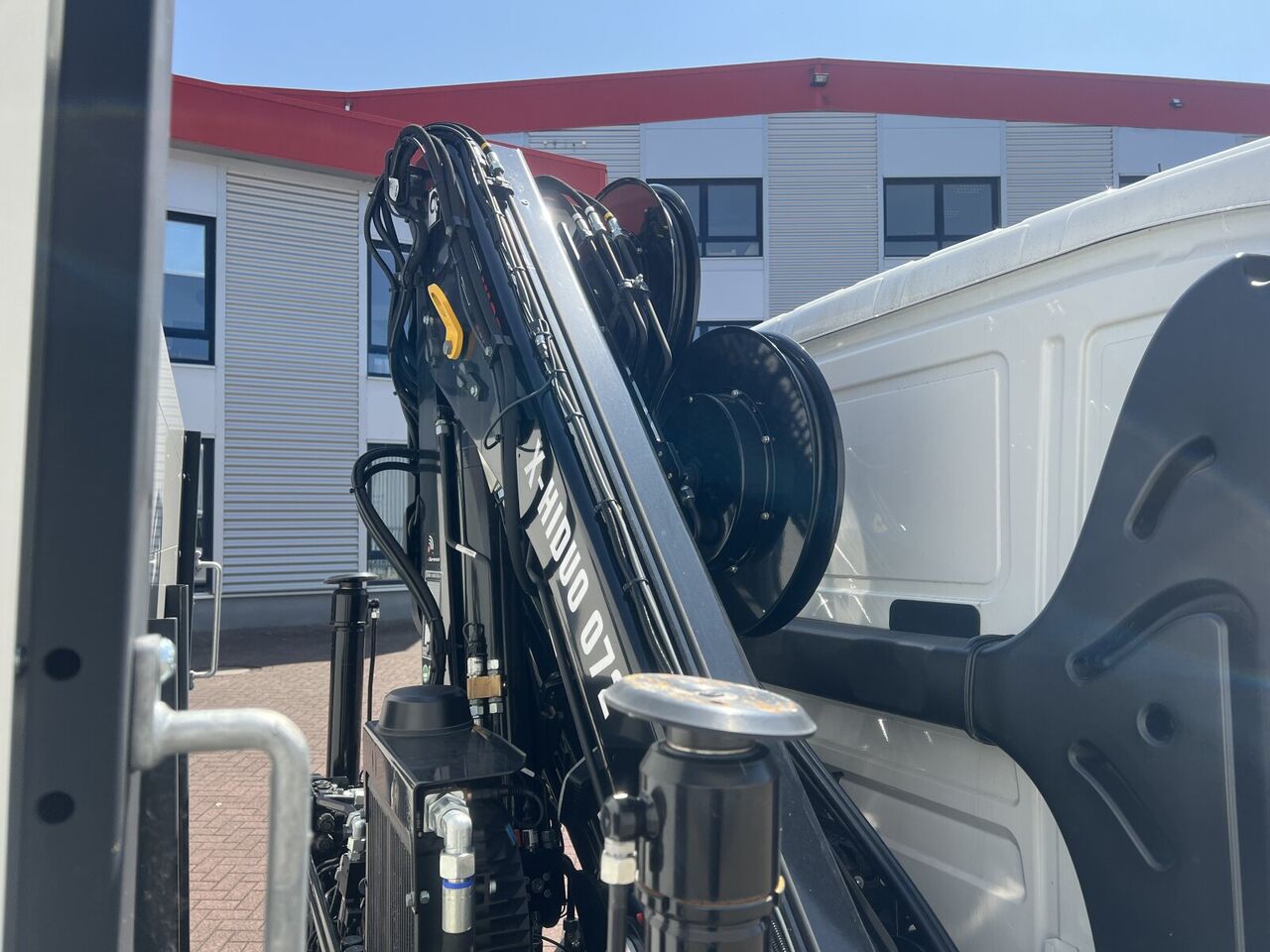 MAN TGL 12.190 4x2 BL TGL 12.190 4x2 BL mit Kran Hiab Hiduo 072DS-3 - Truk flatbed, Truk derek: gambar 5 MAN TGL 12.190 4x2 BL TGL 12.190 4x2 BL mit Kran Hiab Hiduo 072DS-3 - Truk flatbed, Truk derek: gambar 5