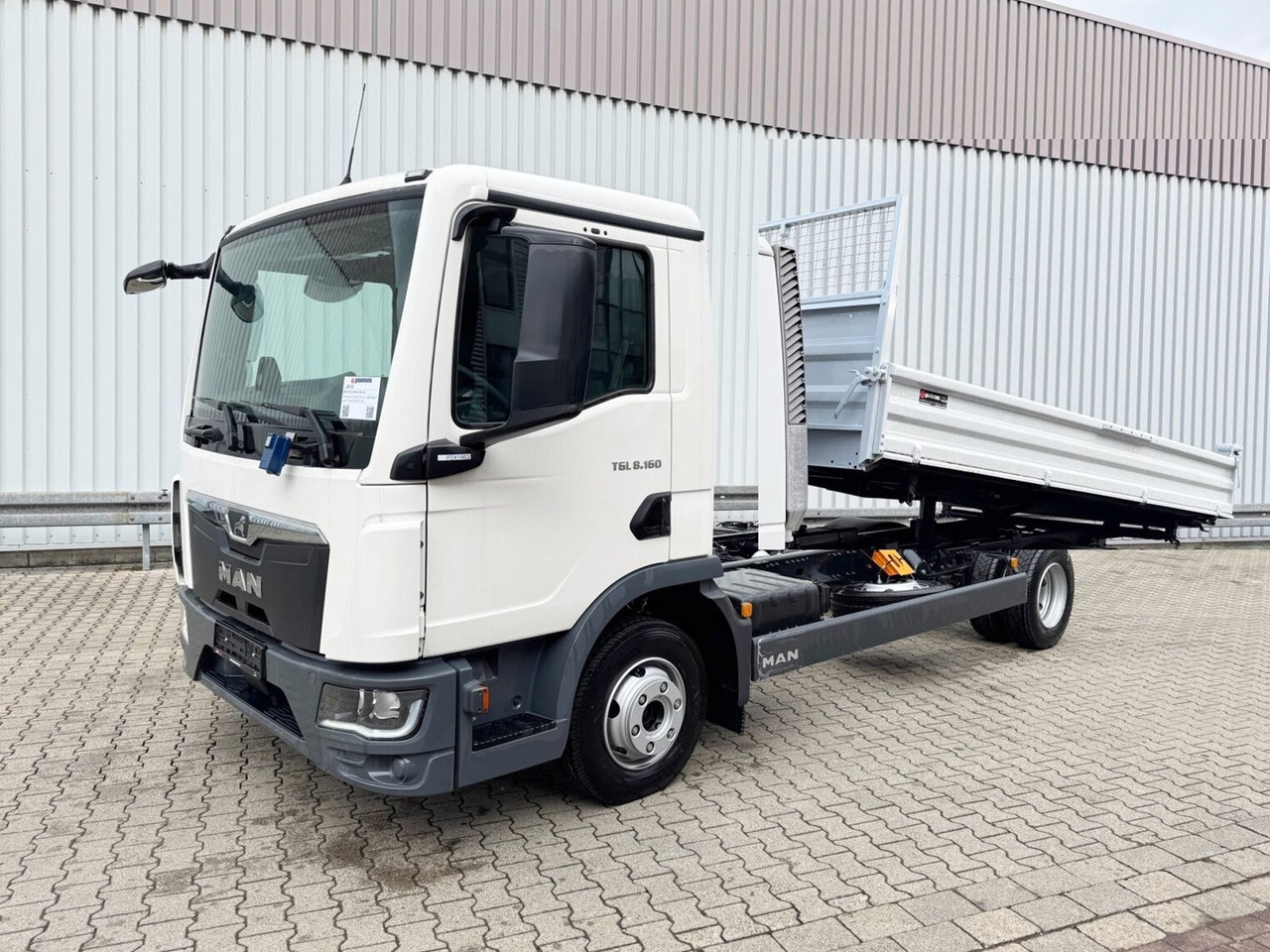 MAN TGL 8.160 4x2 BL CH TGL 8.160 4x2 BL CH - Truk jungkit: gambar 1 MAN TGL 8.160 4x2 BL CH TGL 8.160 4x2 BL CH - Truk jungkit: gambar 1