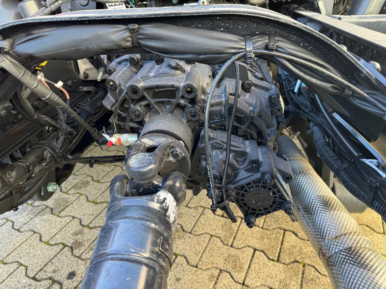 Truk sasis baru MAN TGL 8.190 4x2 BB CH TGL 8.190 4x2 BB CH, Nebenantrieb: gambar 14 Truk sasis baru MAN TGL 8.190 4x2 BB CH TGL 8.190 4x2 BB CH, Nebenantrieb: gambar 14