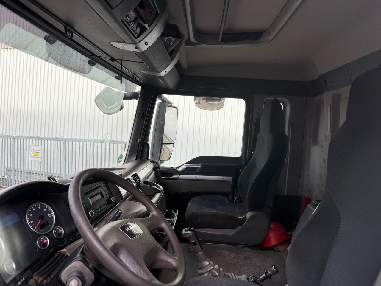 MAN TGS 18.360 4X2 BL TGS 18.360 4X2 BL, Hyva 10.45 S, Teleskopabrollanlage - Hook lift: gambar 2 MAN TGS 18.360 4X2 BL TGS 18.360 4X2 BL, Hyva 10.45 S, Teleskopabrollanlage - Hook lift: gambar 2