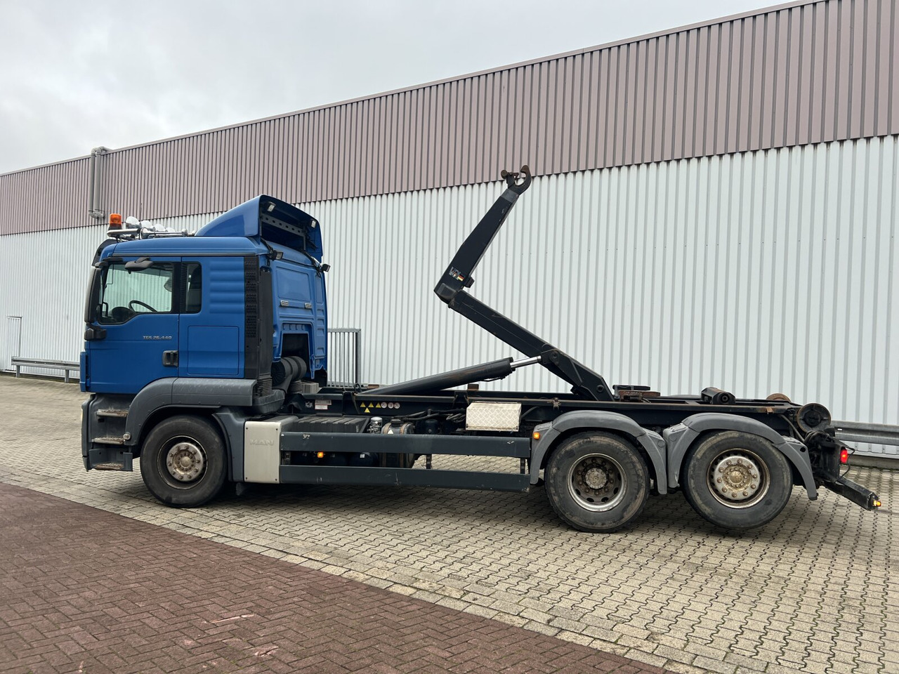 Interior photo 4: Hook lift MAN TGS 26.440 6x2-2 BL TGS 26.440 6x2-2 BL, Intarder, Liftachse