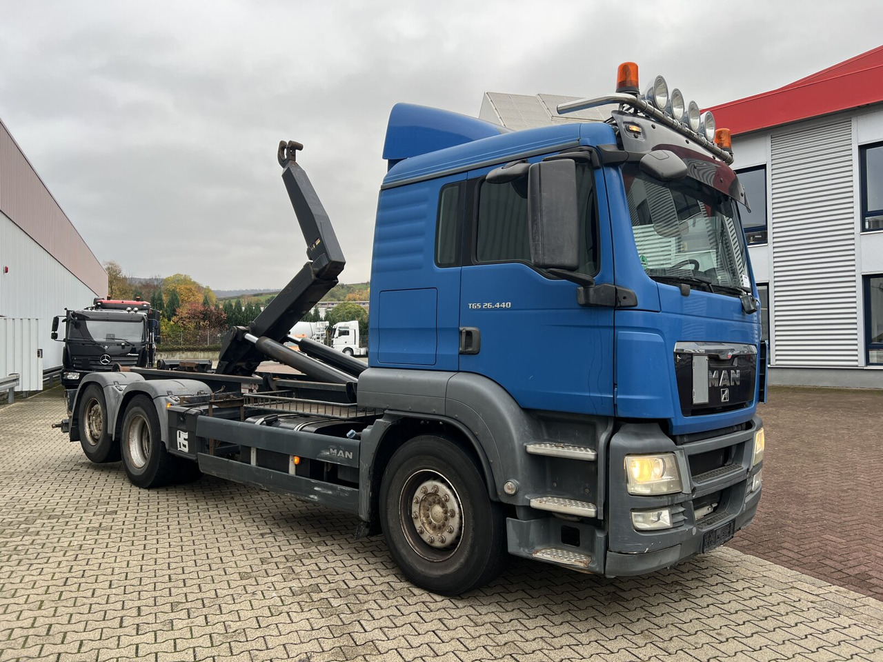 Interior photo 3: Hook lift MAN TGS 26.440 6x2-2 BL TGS 26.440 6x2-2 BL, Intarder, Liftachse
