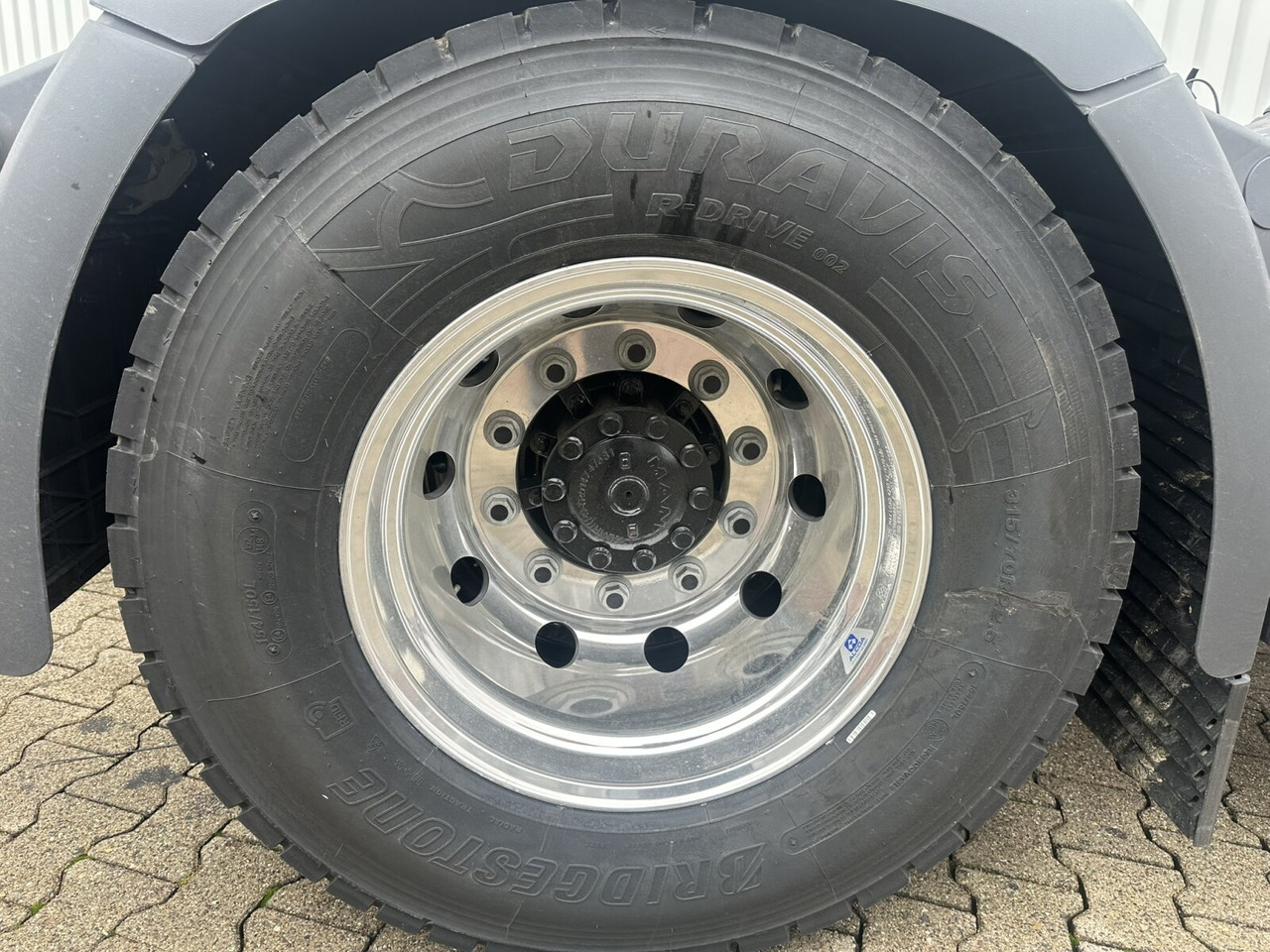 MAN TGS 26.440 6x2-4 LL CH TGS 26.440 6x2-4 LL CH, Lenk-/Liftachse, Navi, LED - Truk sasis: gambar 5 MAN TGS 26.440 6x2-4 LL CH TGS 26.440 6x2-4 LL CH, Lenk-/Liftachse, Navi, LED - Truk sasis: gambar 5