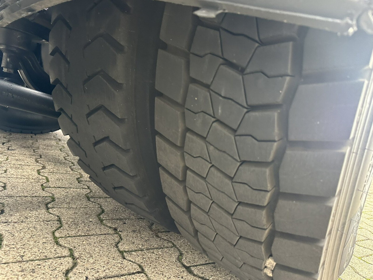 MAN TGS 26.440 6x2 BL TGS 26.440 6x2 BL - Hook lift: gambar 5 MAN TGS 26.440 6x2 BL TGS 26.440 6x2 BL - Hook lift: gambar 5