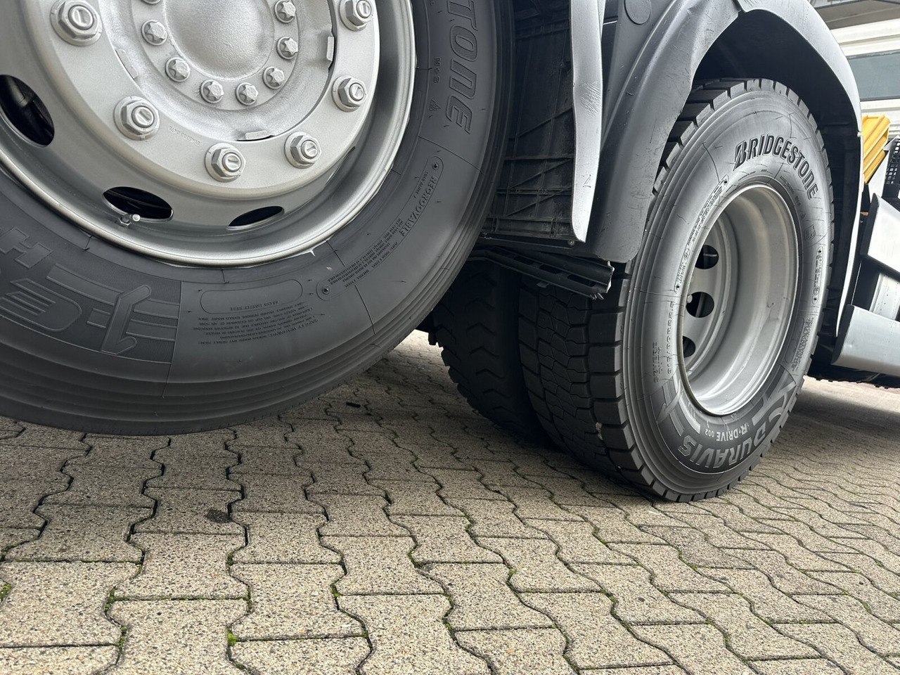 MAN TGS 26.440 6x2 BL TGS 26.440 6x2 BL - Hook lift: gambar 3 MAN TGS 26.440 6x2 BL TGS 26.440 6x2 BL - Hook lift: gambar 3