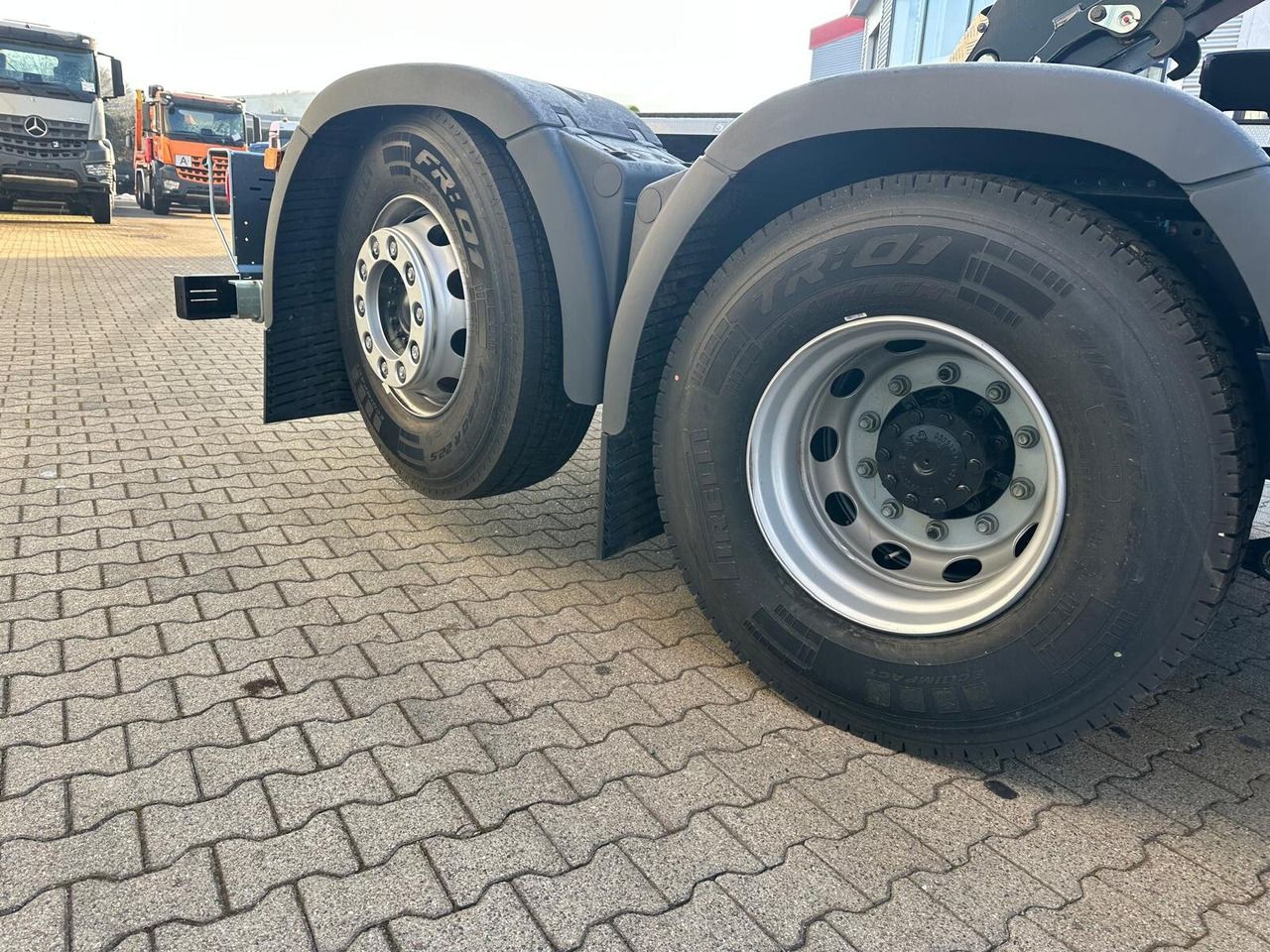 MAN TGS 26.480 6x2-4 BL CH TGS 26.480 6x2-4 BL CH, 3x VORHANDEN! Lenk-/Lift, OptiView, LED, Navi, Motorabtrieb - Hook lift: gambar 4 MAN TGS 26.480 6x2-4 BL CH TGS 26.480 6x2-4 BL CH, 3x VORHANDEN! Lenk-/Lift, OptiView, LED, Navi, Motorabtrieb - Hook lift: gambar 4