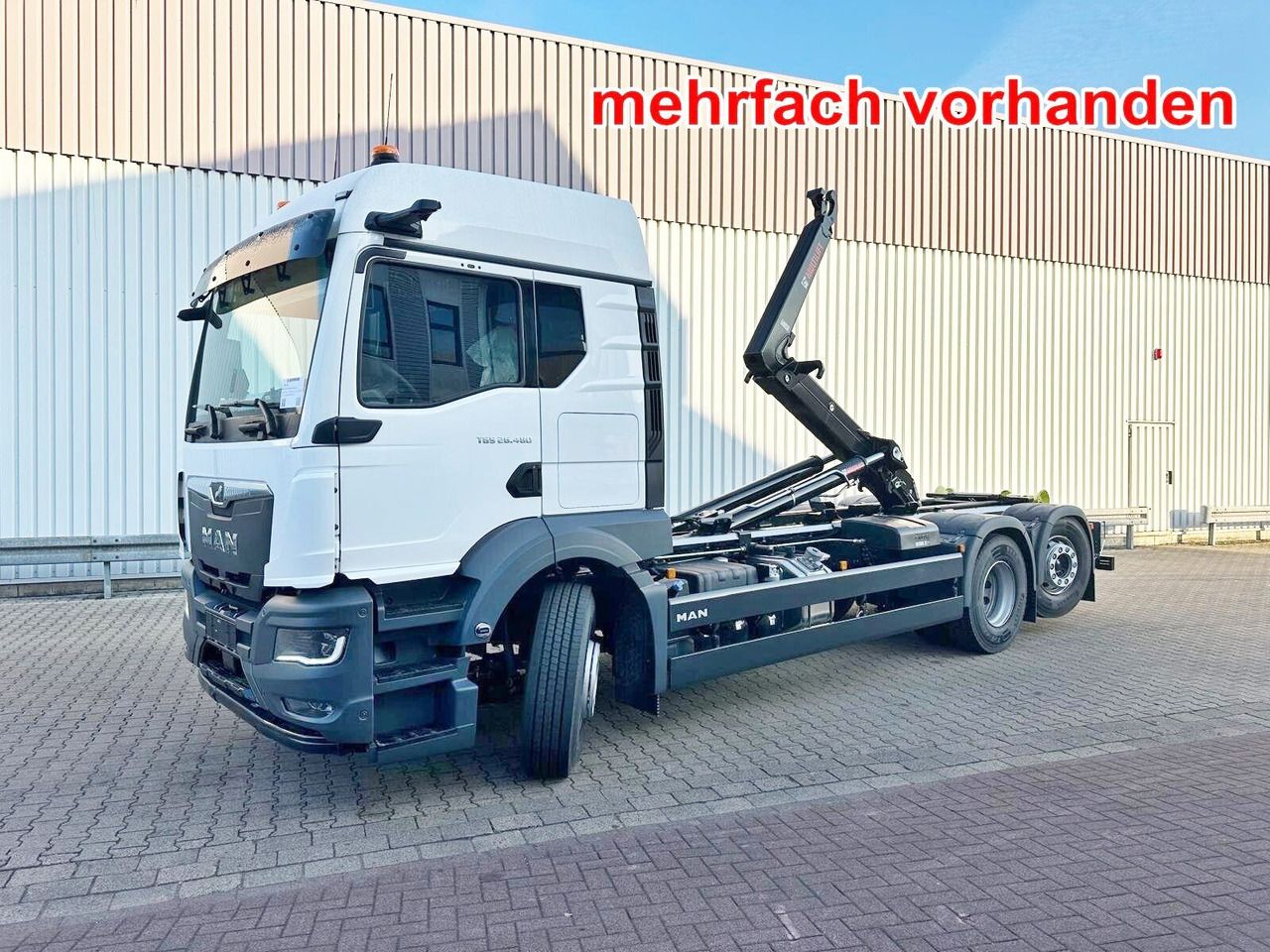 MAN TGS 26.480 6x2-4 BL CH TGS 26.480 6x2-4 BL CH, 3x VORHANDEN! Lenk-/Lift, OptiView, LED, Navi, Motorabtrieb - Hook lift: gambar 1 MAN TGS 26.480 6x2-4 BL CH TGS 26.480 6x2-4 BL CH, 3x VORHANDEN! Lenk-/Lift, OptiView, LED, Navi, Motorabtrieb - Hook lift: gambar 1