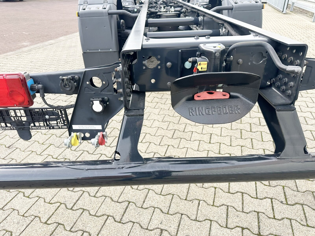 MAN TGS 26.480 6x2-4 LL TGS 26.480 6x2-4 LL, Retarder, Lenk-/Liftachse, Standklima - Truk sasis: gambar 2 MAN TGS 26.480 6x2-4 LL TGS 26.480 6x2-4 LL, Retarder, Lenk-/Liftachse, Standklima - Truk sasis: gambar 2