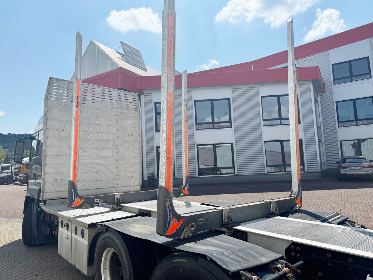 MAN TGS 26.500 6X4H-4 BL TGS 26.500 6X4H-4 BL, PriTarder, HydroDrive, Lenk-/Lift, Heckkran Epsilon M130Z83 - Truk logging, Truk derek: gambar 2 MAN TGS 26.500 6X4H-4 BL TGS 26.500 6X4H-4 BL, PriTarder, HydroDrive, Lenk-/Lift, Heckkran Epsilon M130Z83 - Truk logging, Truk derek: gambar 2