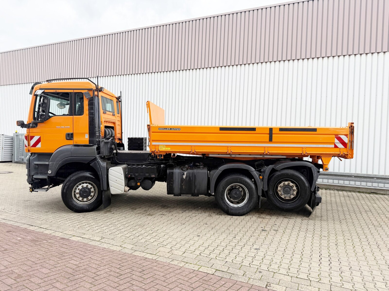 MAN TGS 28.400 6x4-4 BL TGS 28.400 6x4-4 BL, EEV, Lenk-/Liftachse, Wechselsystem - Truk jungkit: gambar 2 MAN TGS 28.400 6x4-4 BL TGS 28.400 6x4-4 BL, EEV, Lenk-/Liftachse, Wechselsystem - Truk jungkit: gambar 2