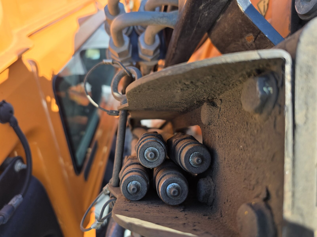 MAN TGS 28.440 6x2-4 BL TGS 28.440 6x2-4 BL, Atlas Kran VDL Abrollanlage, Funk, Lenk-Liftachse - Hook lift, Truk derek: gambar 5 MAN TGS 28.440 6x2-4 BL TGS 28.440 6x2-4 BL, Atlas Kran VDL Abrollanlage, Funk, Lenk-Liftachse - Hook lift, Truk derek: gambar 5