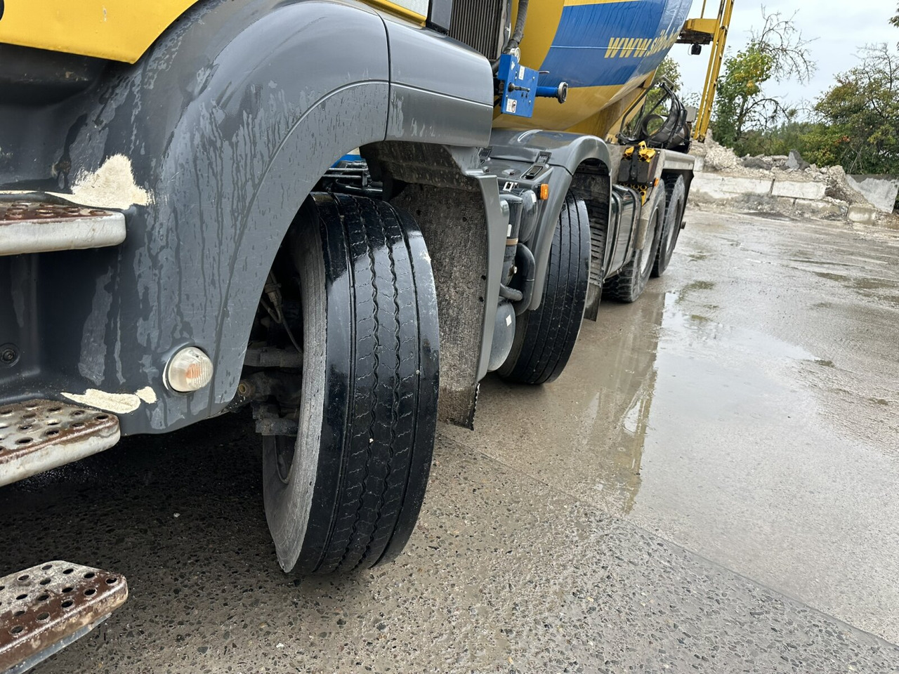 MAN TGS 32.400 8X4 BB TGS 32.400 8x4 BB, Stetter ca. 9m³ - Truk pengaduk beton: gambar 2 MAN TGS 32.400 8X4 BB TGS 32.400 8x4 BB, Stetter ca. 9m³ - Truk pengaduk beton: gambar 2