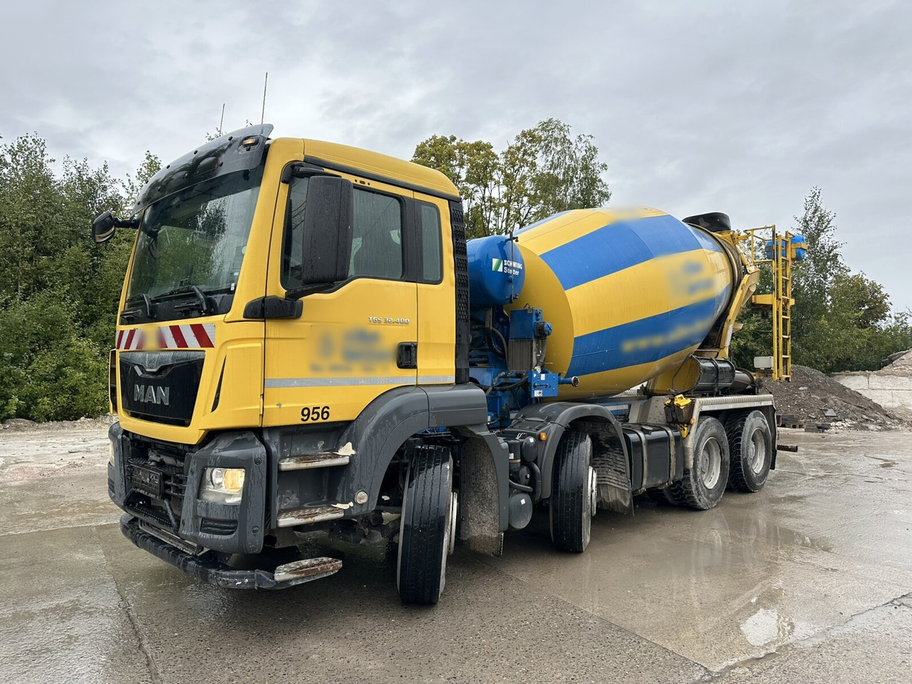 MAN TGS 32.400 8X4 BB TGS 32.400 8x4 BB, Stetter ca. 9m³ - Truk pengaduk beton: gambar 1 MAN TGS 32.400 8X4 BB TGS 32.400 8x4 BB, Stetter ca. 9m³ - Truk pengaduk beton: gambar 1