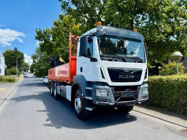 Truk derek, Truk flatbed MAN TGS 33.400/6x4 BB/45 TGS 33.400/6x4 BB/45, Heckkran PK 18002 EH-D Funk: gambar 9