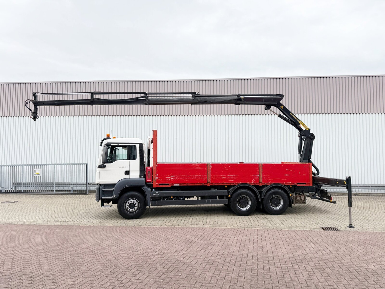 MAN TGS 33.400 6x4 BB TGS 33.400 6x4 BB, Navi, Heckkran PK18002-EH C, Funk - Truk derek, Truk flatbed: gambar 2 MAN TGS 33.400 6x4 BB TGS 33.400 6x4 BB, Navi, Heckkran PK18002-EH C, Funk - Truk derek, Truk flatbed: gambar 2