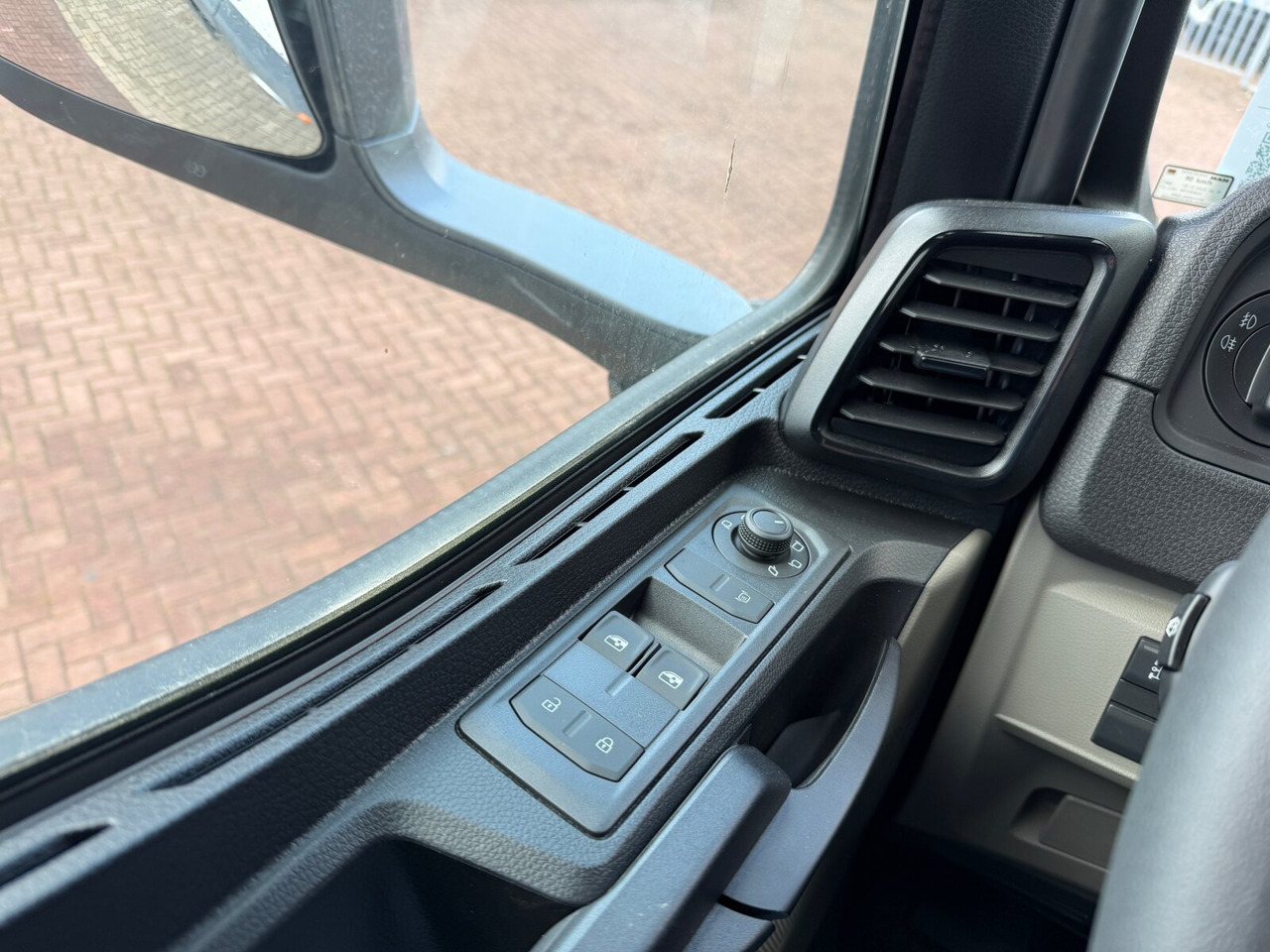 MAN TGS 33.440 6x6 BB CH TGS 33.440 6x6 BB CH, Hohe Bauart, Nebenantrieb - Truk sasis: gambar 5 MAN TGS 33.440 6x6 BB CH TGS 33.440 6x6 BB CH, Hohe Bauart, Nebenantrieb - Truk sasis: gambar 5