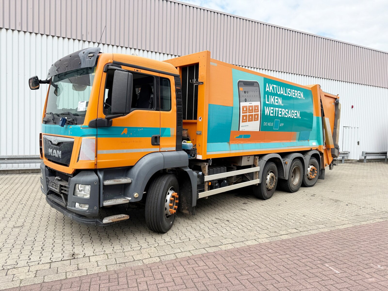 MAN TGS 35.360 8x2-6 BL TGS 35.360 8x2-6 BL, 2x Lenkachse, Zöller Medium XL, Zöller-Schüttung - Truk sampah: gambar 1 MAN TGS 35.360 8x2-6 BL TGS 35.360 8x2-6 BL, 2x Lenkachse, Zöller Medium XL, Zöller-Schüttung - Truk sampah: gambar 1