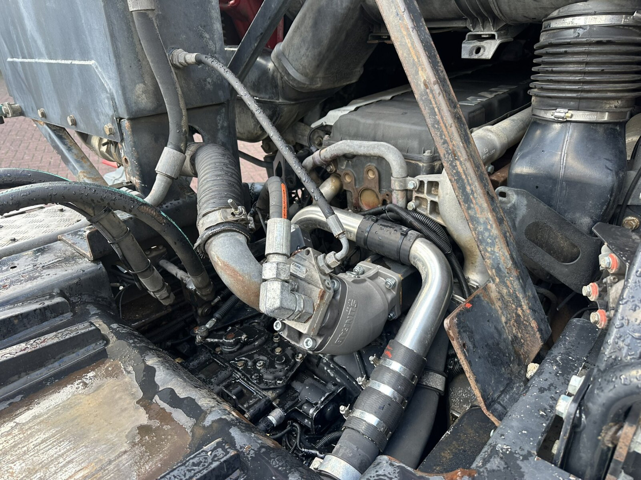 MAN TGS 35.480 8X4 BL TGS 35.400 8x4 BL, Schub-Knick bis 6,5m Container - Hook lift: gambar 5 MAN TGS 35.480 8X4 BL TGS 35.400 8x4 BL, Schub-Knick bis 6,5m Container - Hook lift: gambar 5