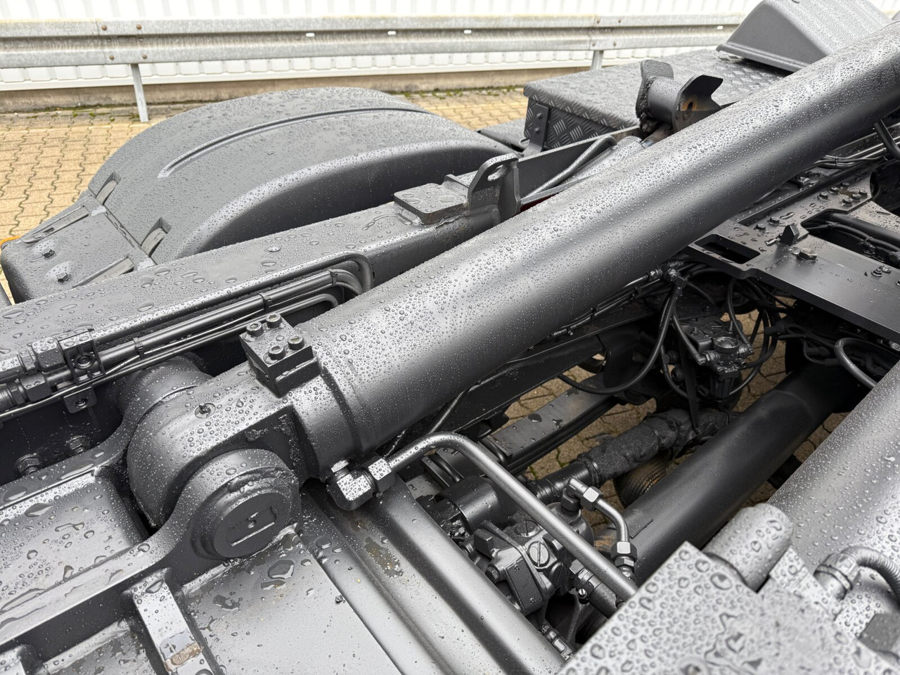 MAN TGS 35.480 8x4 BL TGS 35.480 8x4 BL, PriTarder, Navi - Hook lift: gambar 3 MAN TGS 35.480 8x4 BL TGS 35.480 8x4 BL, PriTarder, Navi - Hook lift: gambar 3