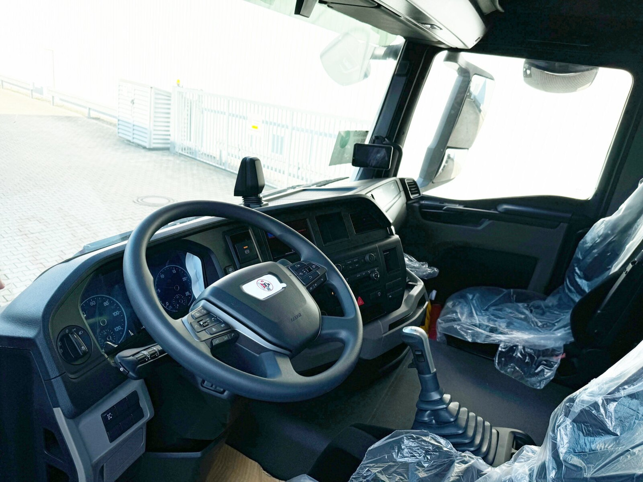 MAN TGS 35.480 8x6H BL CH TGS 35.480 8x6H BL CH, HydroDrive, Navi, Meiller 3-Seiten Kipper - Truk jungkit: gambar 4 MAN TGS 35.480 8x6H BL CH TGS 35.480 8x6H BL CH, HydroDrive, Navi, Meiller 3-Seiten Kipper - Truk jungkit: gambar 4