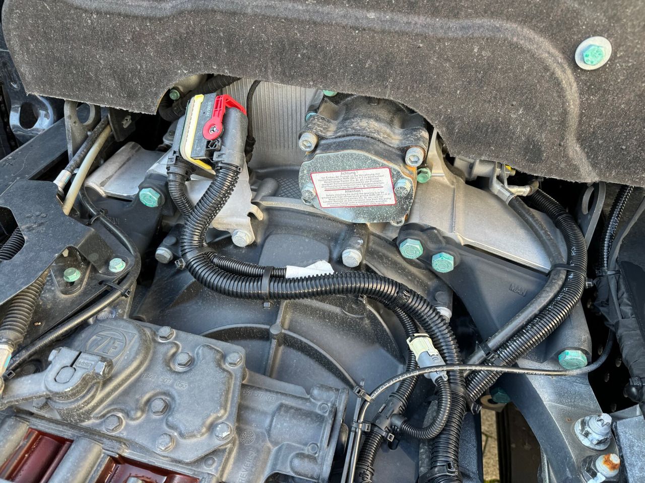 Leasing MAN TGS 35.480 8x6H BL CH TGS 35.480 8x6H BL CH, HydroDrive, Navi, Meiller Stahlmulde 18m³ MAN TGS 35.480 8x6H BL CH TGS 35.480 8x6H BL CH, HydroDrive, Navi, Meiller Stahlmulde 18m³: gambar 11