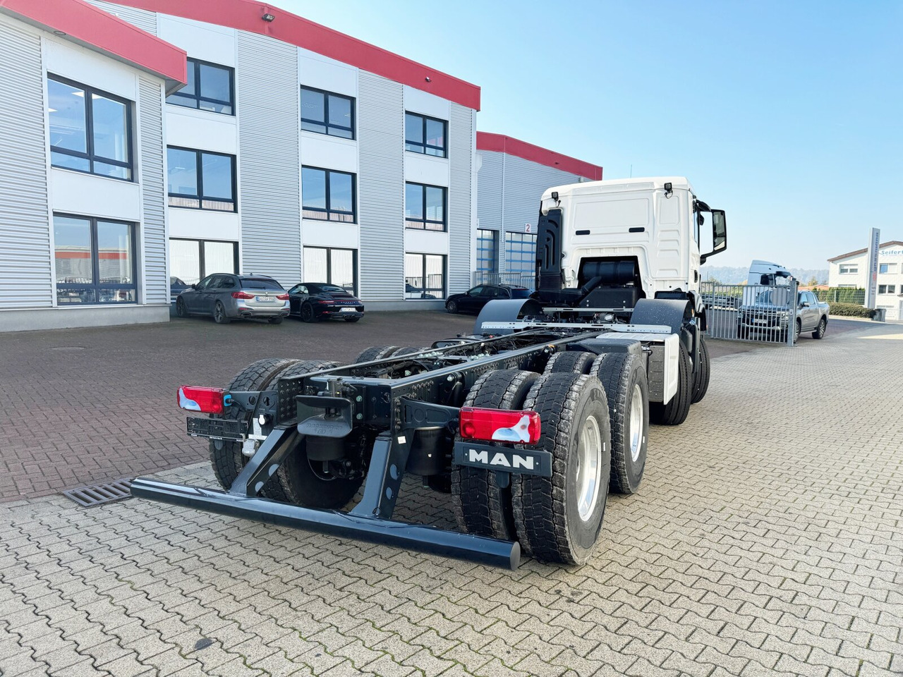 Leasing MAN TGS 35.480 8x6H BL CH TGS 35.480 8x6H BL CH, HydroDrive, Navi, Meiller Stahlmulde 18m³ MAN TGS 35.480 8x6H BL CH TGS 35.480 8x6H BL CH, HydroDrive, Navi, Meiller Stahlmulde 18m³: gambar 13