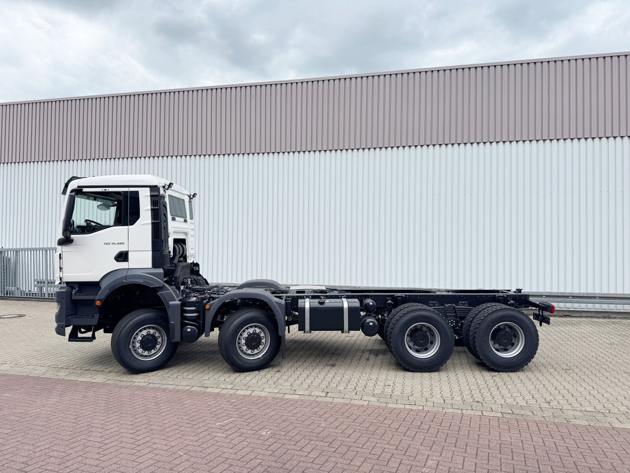 Truk jungkit baru MAN TGS 35.480 8x8 BB CH TGS 35.480 8x8 BB CH, Hohe Bauart, Nebenantrieb: gambar 14
