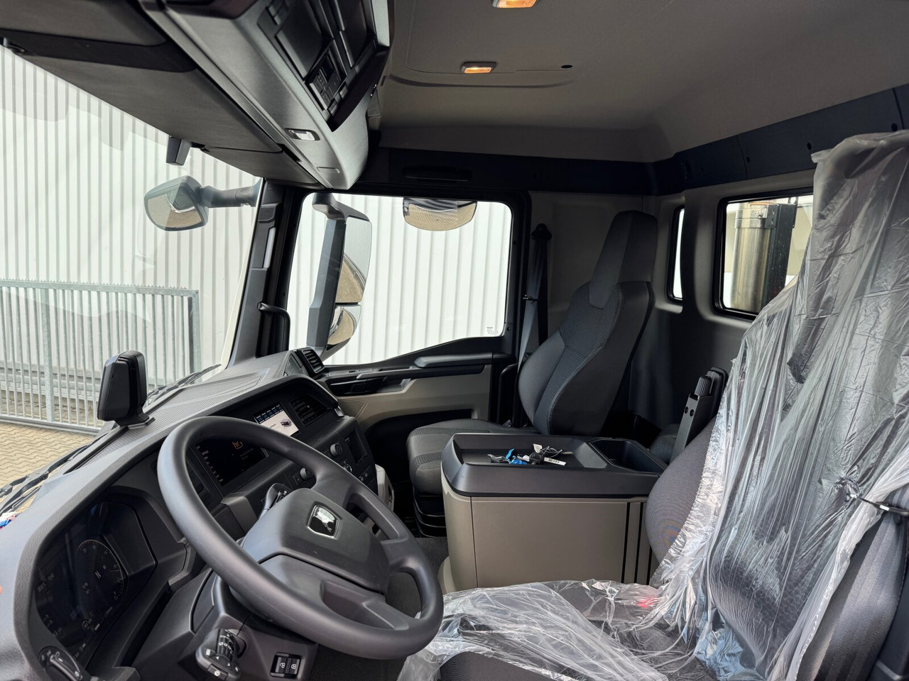 MAN TGS 41.440/480 8x4 BB TGS 41.440/480 8x4 BB - Hook lift: gambar 3 MAN TGS 41.440/480 8x4 BB TGS 41.440/480 8x4 BB - Hook lift: gambar 3