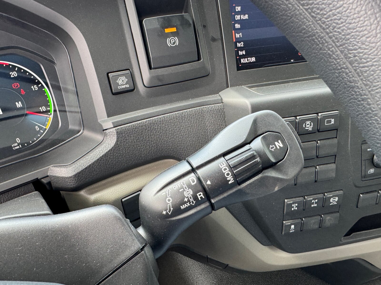 Truk sasis baru MAN TGS 41.440/480 8x4 BB TGS 41.440/480 8x4 BB, Mulde ca. 16m³ mit hydraulischer Heckklappe, mehrfach VORHANDEN: gambar 6