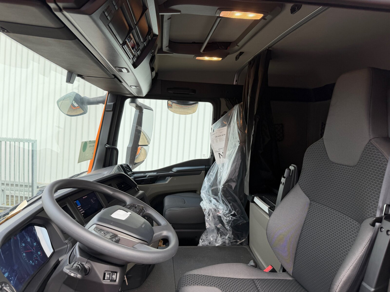 MAN TGS 41.440 8x4 BB CH TGS 41.440 8x4 BB CH, Retarder, MEHRFACH VORHANDEN! - Truk sasis: gambar 3 MAN TGS 41.440 8x4 BB CH TGS 41.440 8x4 BB CH, Retarder, MEHRFACH VORHANDEN! - Truk sasis: gambar 3