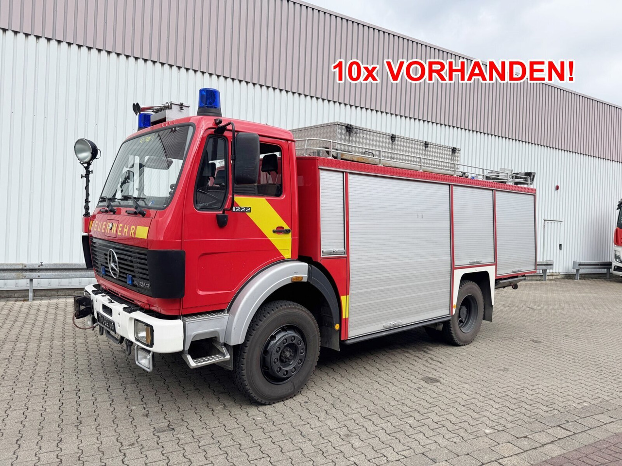 Mercedes-Benz 1222 AF 4x4 Rüstwagen RW 2 1222 AF 4x4, Rüstwagen RW 2, Seilwinde - Ambulans: gambar 1 Mercedes-Benz 1222 AF 4x4 Rüstwagen RW 2 1222 AF 4x4, Rüstwagen RW 2, Seilwinde - Ambulans: gambar 1
