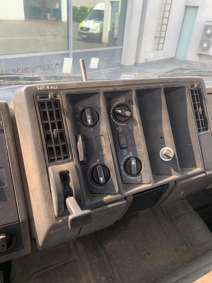 Mercedes-Benz -1722 1722 4x2 - Truk jungkit, Truk derek: gambar 5 Mercedes-Benz -1722 1722 4x2 - Truk jungkit, Truk derek: gambar 5