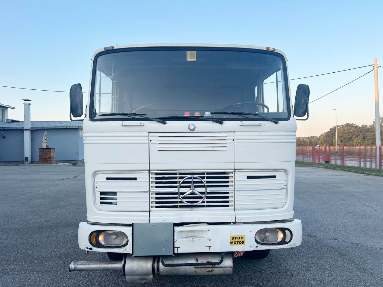 Mercedes-Benz 1923 4x2 1923 4x2 - Truk sasis: gambar 4 Mercedes-Benz 1923 4x2 1923 4x2 - Truk sasis: gambar 4