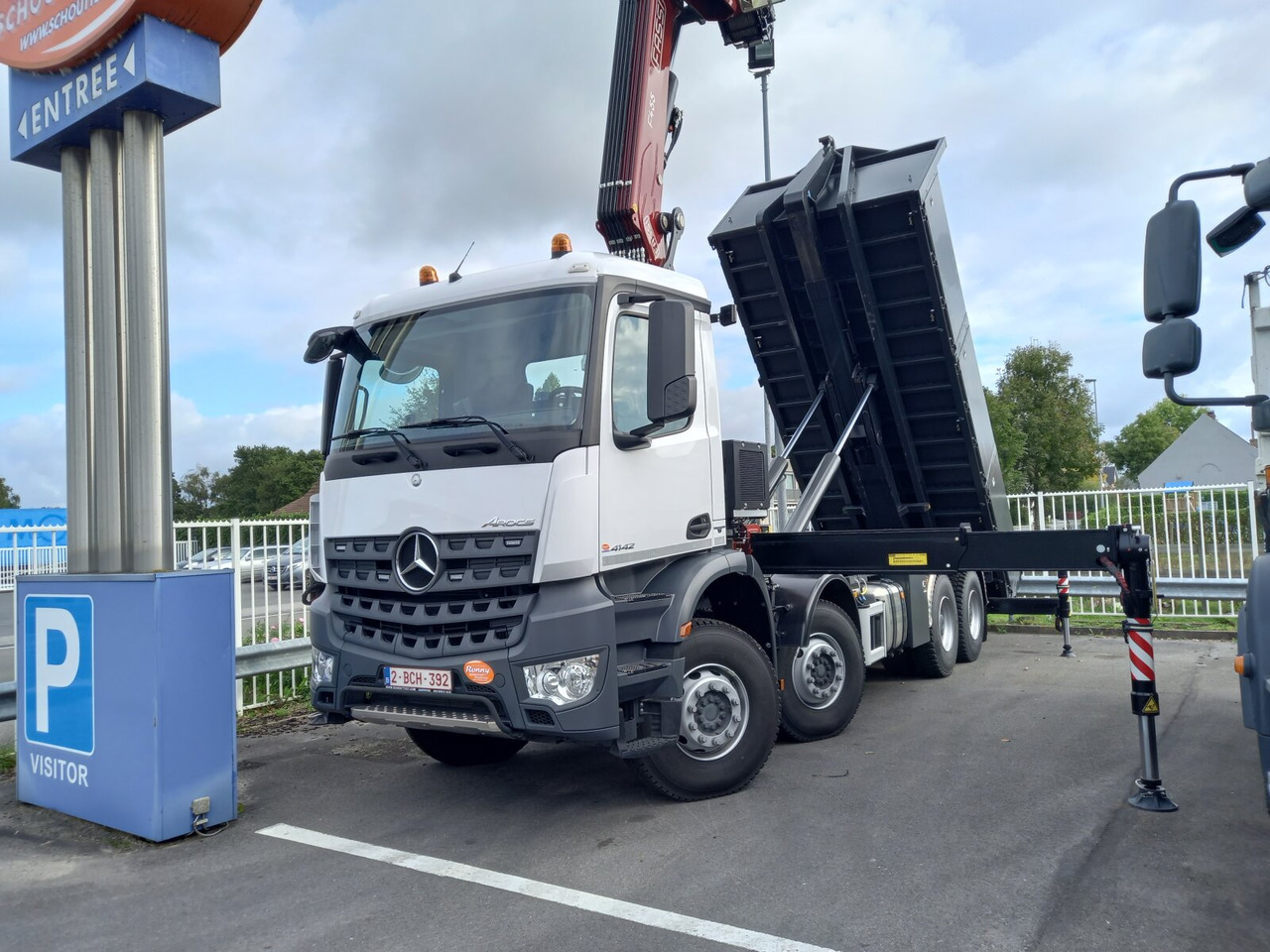 Mercedes-Benz - AROCS 4142 K 8x4 - Truk skip loader, Truk derek: gambar 2 Mercedes-Benz - AROCS 4142 K 8x4 - Truk skip loader, Truk derek: gambar 2