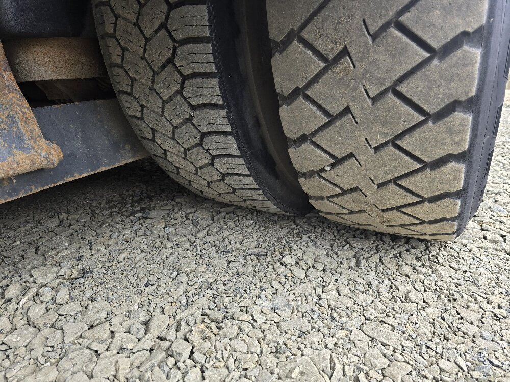 Mercedes-Benz Actros 2032 LA 4x4 Actros 2032 LA 4x4/ Rdstand 3.600 mm - Truk sasis: gambar 4 Mercedes-Benz Actros 2032 LA 4x4 Actros 2032 LA 4x4/ Rdstand 3.600 mm - Truk sasis: gambar 4