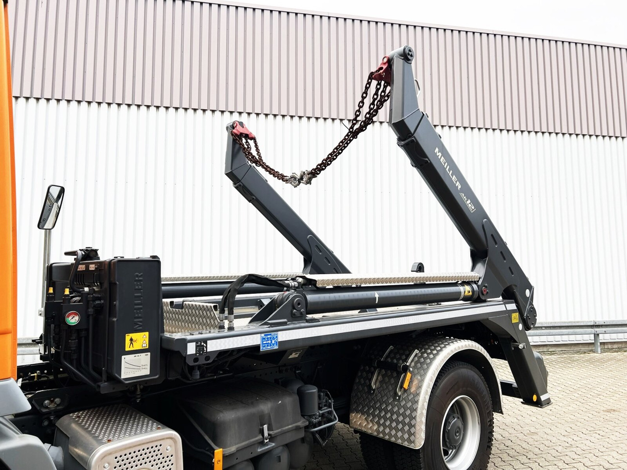 Mercedes-Benz Actros 2141 K 4x2 Actros 2141 K 4x2, Tele-Absetzer - Truk skip loader: gambar 2 Mercedes-Benz Actros 2141 K 4x2 Actros 2141 K 4x2, Tele-Absetzer - Truk skip loader: gambar 2
