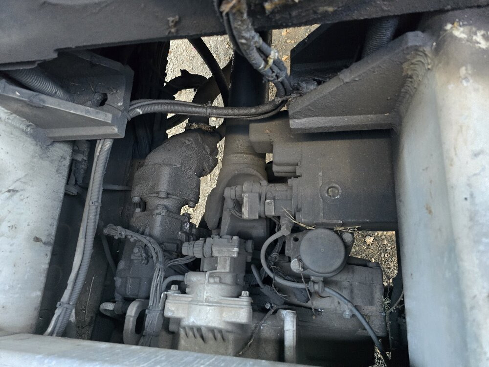 Mercedes-Benz Actros 2546 L 6x2 Actros 2546 L 6x2, Hiab Kran 244 E - 6 Hiduo, 16,1 m 920 kg, Funk - Truk derek, Truk flatbed: gambar 2 Mercedes-Benz Actros 2546 L 6x2 Actros 2546 L 6x2, Hiab Kran 244 E - 6 Hiduo, 16,1 m 920 kg, Funk - Truk derek, Truk flatbed: gambar 2